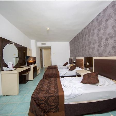 Klas Hotel คาร์ยิจัค ภายนอก รูปภาพ