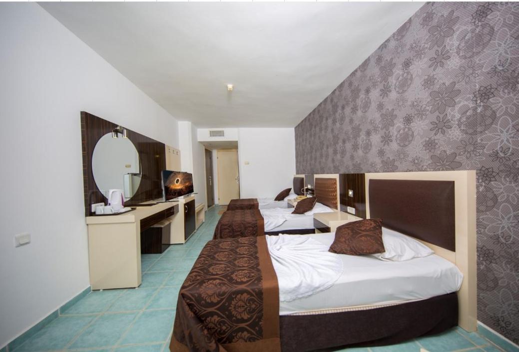 Klas Hotel คาร์ยิจัค ภายนอก รูปภาพ