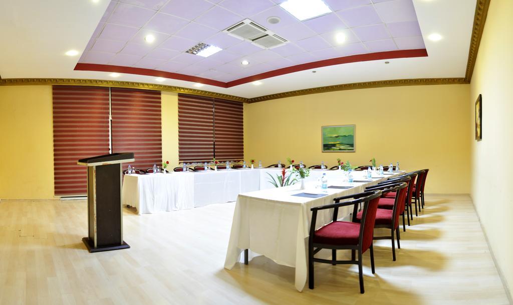 Klas Hotel คาร์ยิจัค ภายนอก รูปภาพ