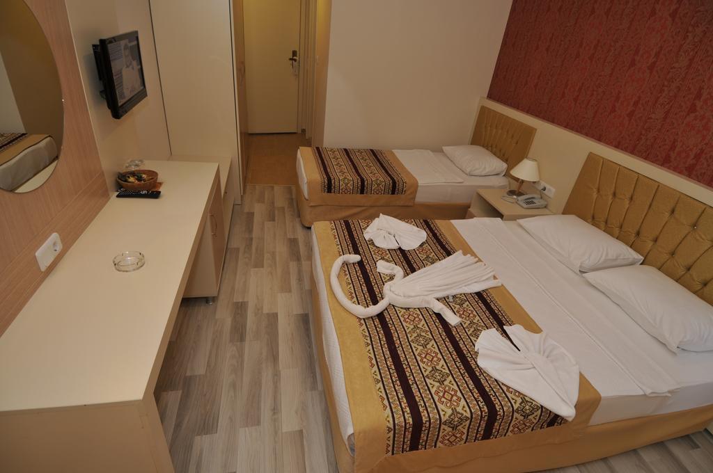 Klas Hotel คาร์ยิจัค ภายนอก รูปภาพ