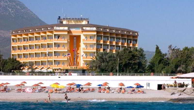 Klas Hotel คาร์ยิจัค ภายนอก รูปภาพ